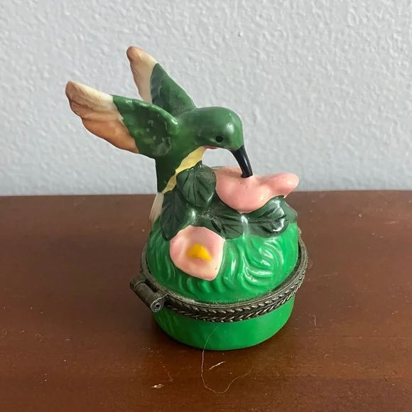 Hummingbird Trinket Box - Picture 2 of 8